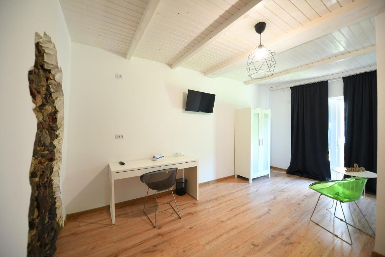 La Mosie Hotel ฮาเซก ภายนอก รูปภาพ